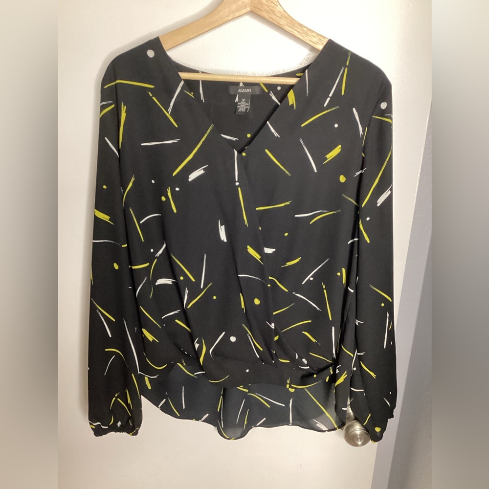 NWOT Alfani Black Blouse with Yellow and White Accents 12